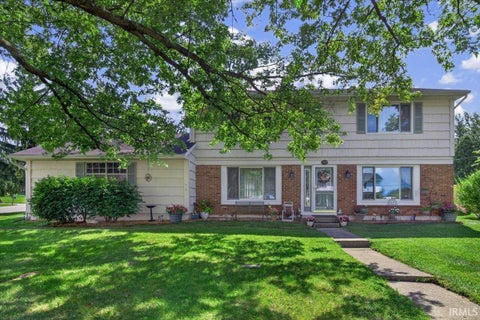 Tiny photo for 1621 Hemlock Road, Lafayette, IN 47905 (MLS # 202635818)