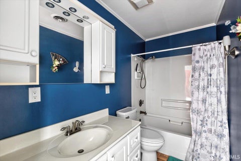 Tiny photo for 1621 Hemlock Road, Lafayette, IN 47905 (MLS # 202635818)