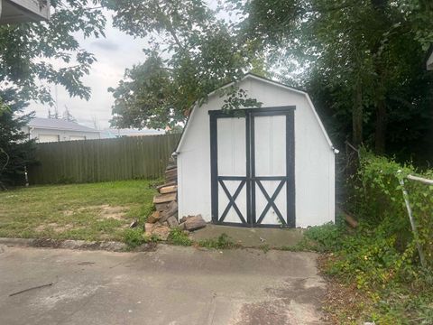 Tiny photo for 407 Marilyn Court, Kokomo, IN 46902 (MLS # 202536269)