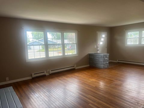 Tiny photo for 407 Marilyn Court, Kokomo, IN 46902 (MLS # 202536269)