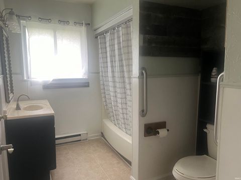 Tiny photo for 407 Marilyn Court, Kokomo, IN 46902 (MLS # 202536269)