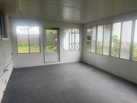 Tiny photo for 407 Marilyn Court, Kokomo, IN 46902 (MLS # 202536269)