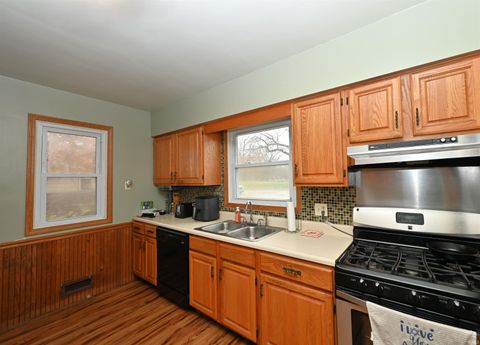 Tiny photo for 5110 W 400 North, Winamac, IN 46996 (MLS # 202618539)