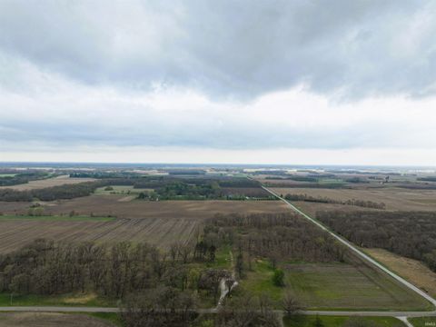 Tiny photo for 5110 W 400 North, Winamac, IN 46996 (MLS # 202618539)