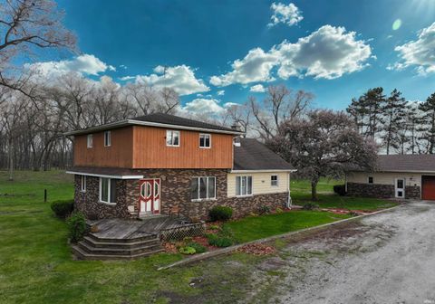 Tiny photo for 5110 W 400 North, Winamac, IN 46996 (MLS # 202618539)
