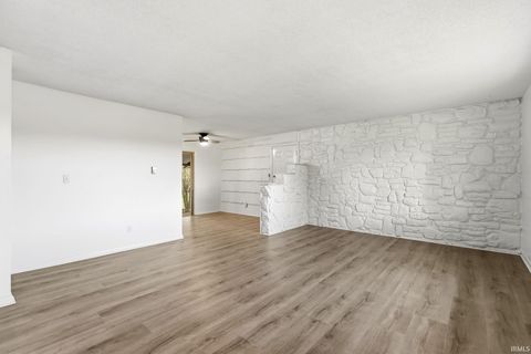 Tiny photo for 4326 Hursh Road, Fort Wayne, IN 46845 (MLS # 202614645)