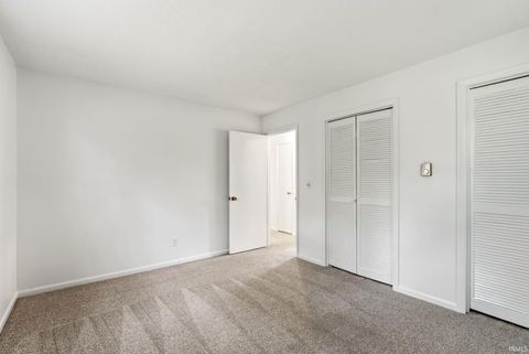 Tiny photo for 4326 Hursh Road, Fort Wayne, IN 46845 (MLS # 202614645)