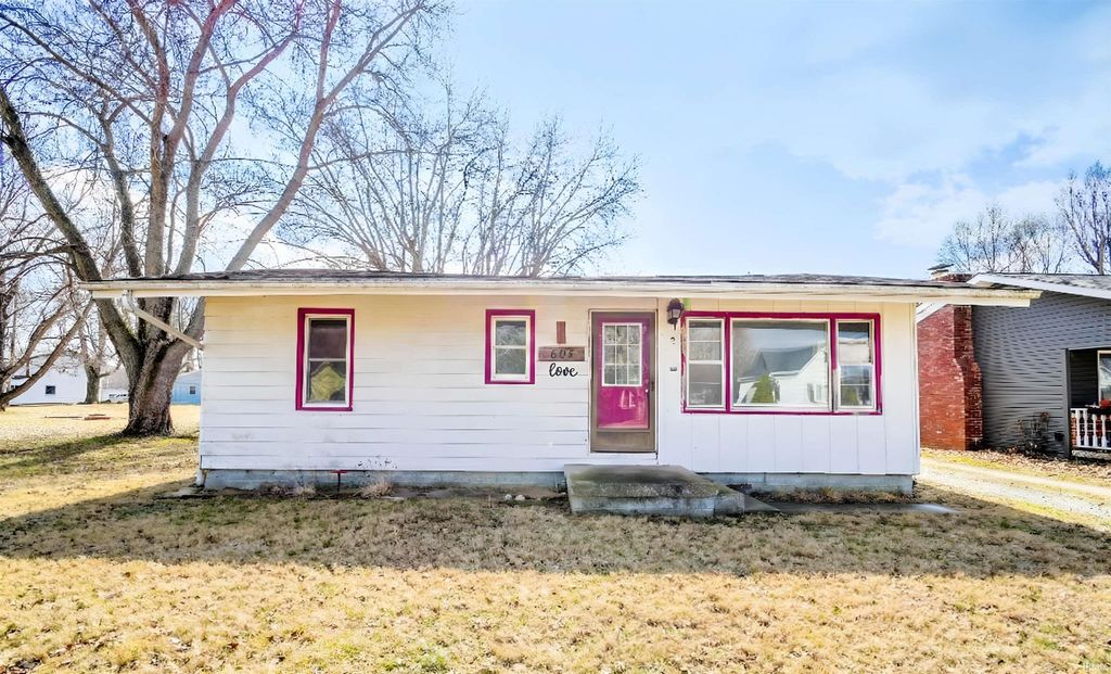 Photo of 605 W 10th Street, Jonesboro, IN 46938 (MLS # 202606583)