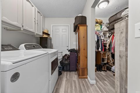 Tiny photo for 1104 S Courtland Avenue, Kokomo, IN 46902 (MLS # 202610230)