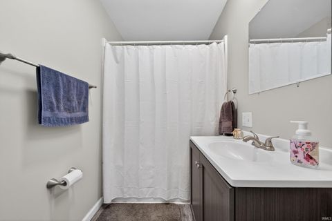 Tiny photo for 1104 S Courtland Avenue, Kokomo, IN 46902 (MLS # 202610230)