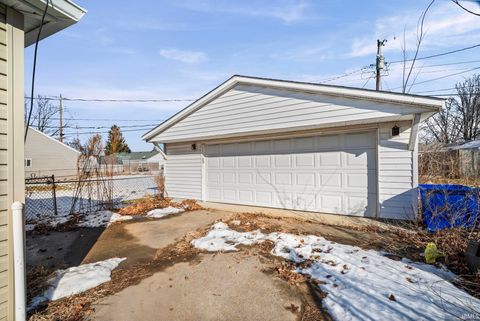 Tiny photo for 1930 Lynwood Drive, Kokomo, IN 46901 (MLS # 202604500)