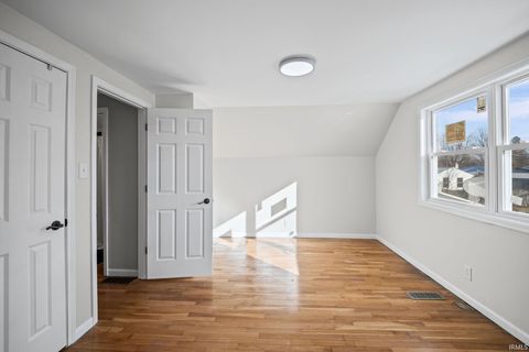 Tiny photo for 1930 Lynwood Drive, Kokomo, IN 46901 (MLS # 202604500)