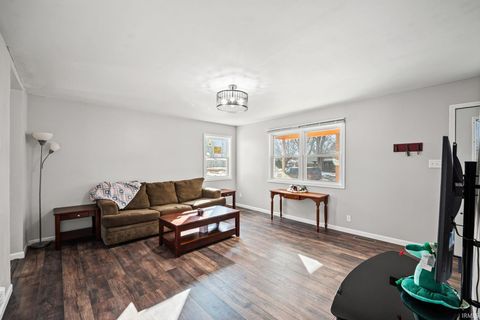 Tiny photo for 1930 Lynwood Drive, Kokomo, IN 46901 (MLS # 202604500)