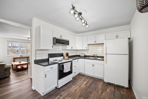 Tiny photo for 1930 Lynwood Drive, Kokomo, IN 46901 (MLS # 202604500)