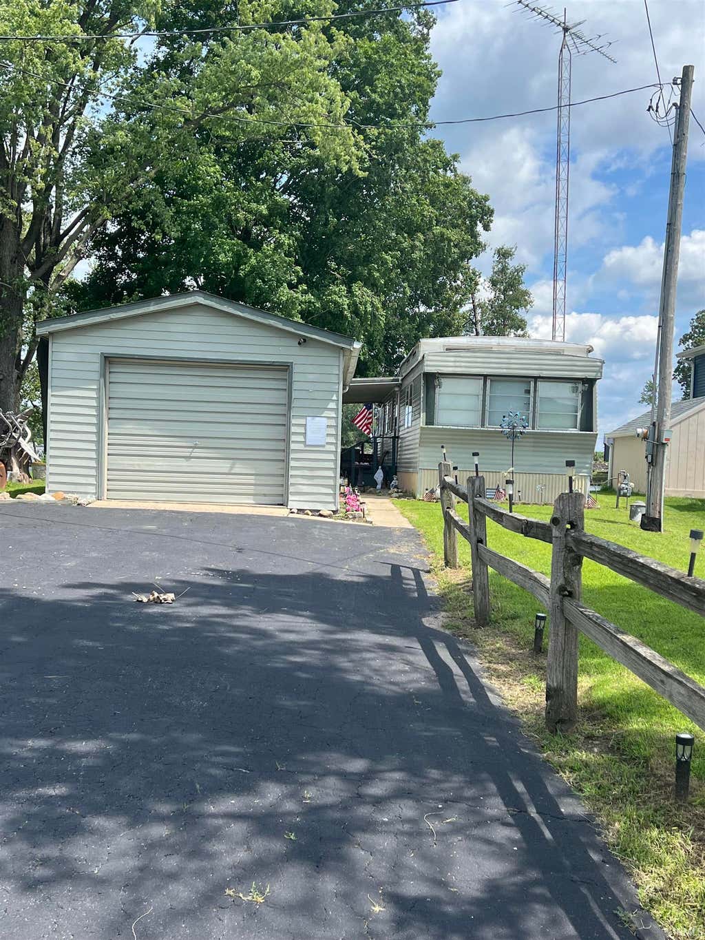 Photo of 6561 N 300 E, Monon, IN 47959 (MLS # 202635099)