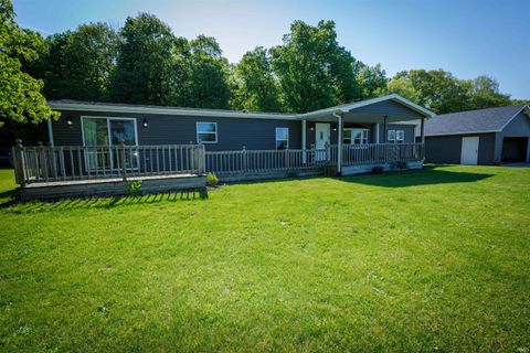 Tiny photo for 53 E covered bridge Road, Attica, IN 47918 (MLS # 202618721)