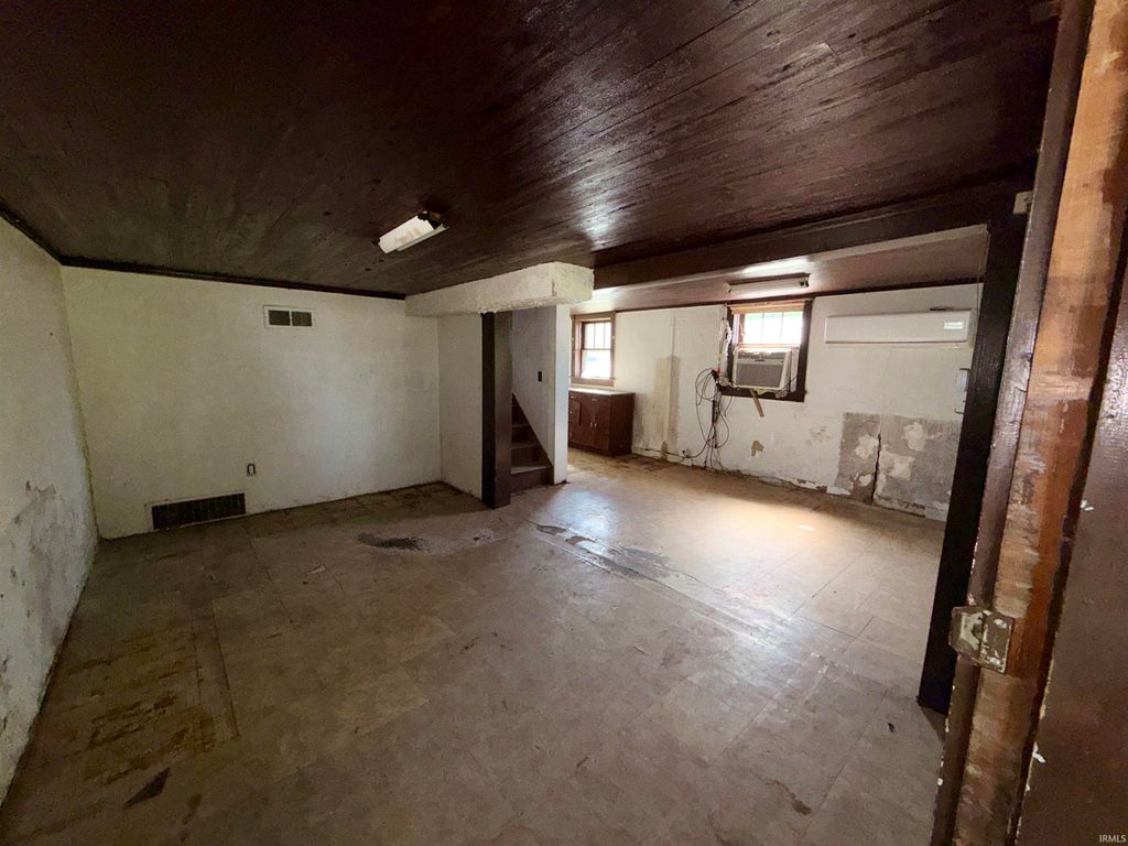 Photo of 807 Prosperity Avenue, Evansville, IN 47713 (MLS # 202614602)