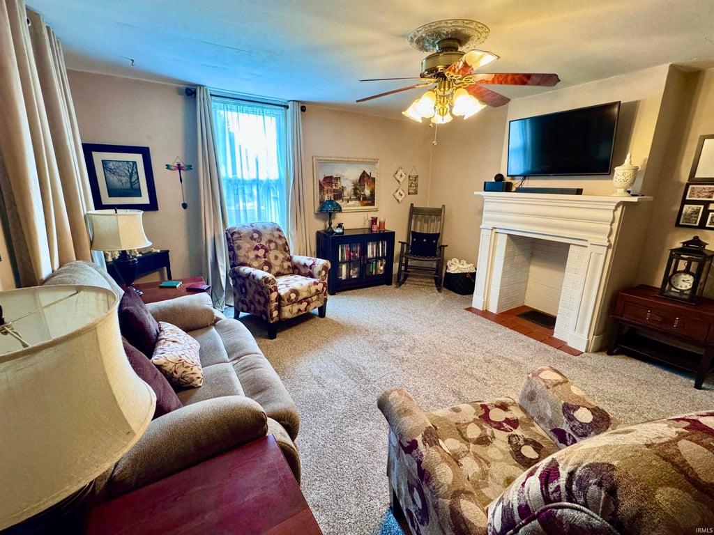 Photo of 1010 Belmont Street, Plymouth, IN 46563 (MLS # 202636242)