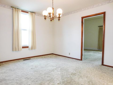 Tiny photo for 127 W Wiley Avenue, Bluffton, IN 46714 (MLS # 202613552)