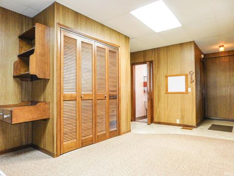 Tiny photo for 127 W Wiley Avenue, Bluffton, IN 46714 (MLS # 202613552)