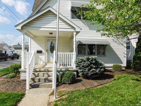 Tiny photo for 127 W Wiley Avenue, Bluffton, IN 46714 (MLS # 202613552)