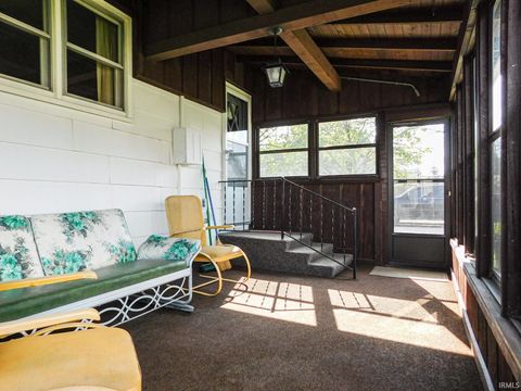 Tiny photo for 127 W Wiley Avenue, Bluffton, IN 46714 (MLS # 202613552)