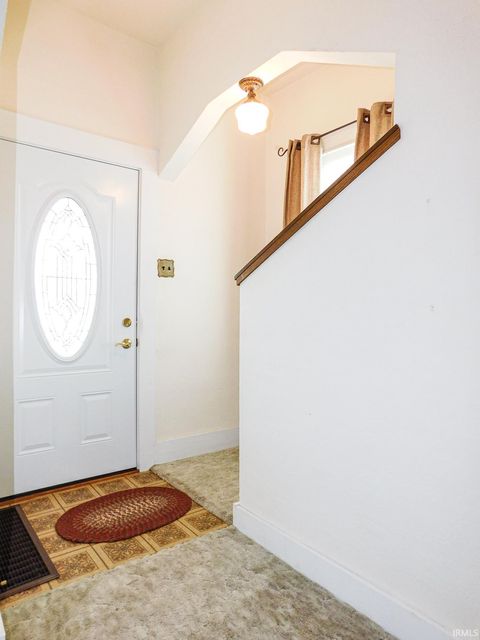 Tiny photo for 127 W Wiley Avenue, Bluffton, IN 46714 (MLS # 202613552)