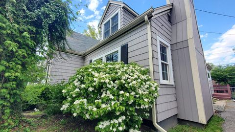 Tiny photo for 3218 Eastbrook Drive, Fort Wayne, IN 46805 (MLS # 202618624)