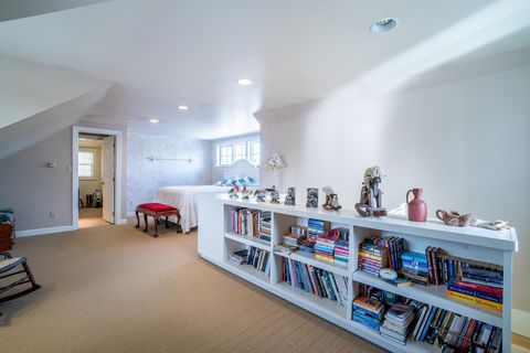 Tiny photo for 3218 Eastbrook Drive, Fort Wayne, IN 46805 (MLS # 202618624)