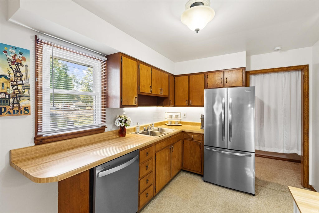 Photo of 2219 E Columbia Street, Evansville, IN 47711 (MLS # 202643100)