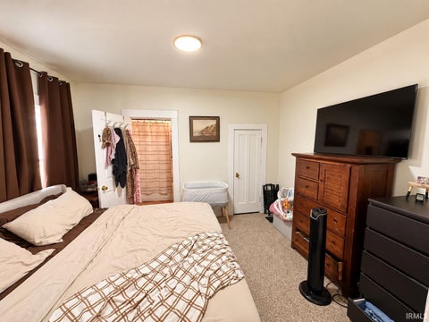 Tiny photo for 515 W Jackson Street, Kokomo, IN 46901 (MLS # 202642871)