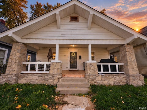 Photo of 515 W Jackson Street, Kokomo, IN 46901 (MLS # 202642871)