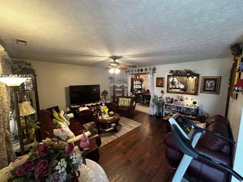 Tiny photo for 137 Jodiah Place, Lafayette, IN 47909 (MLS # 202611514)