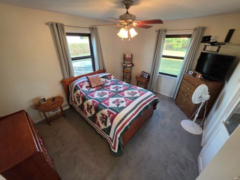 Tiny photo for 3549 S County Road 325, Logansport, IN 46947 (MLS # 202537901)