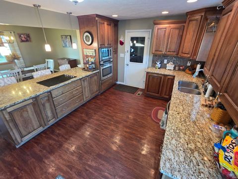 Tiny photo for 3549 S County Road 325, Logansport, IN 46947 (MLS # 202537901)