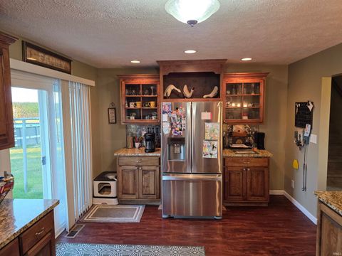 Tiny photo for 3549 S County Road 325, Logansport, IN 46947 (MLS # 202537901)