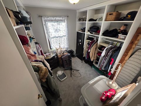 Tiny photo for 3549 S County Road 325, Logansport, IN 46947 (MLS # 202537901)