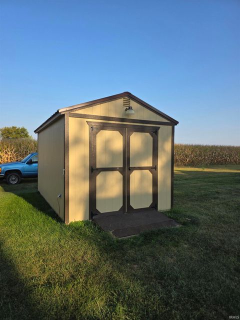 Tiny photo for 3549 S County Road 325, Logansport, IN 46947 (MLS # 202537901)