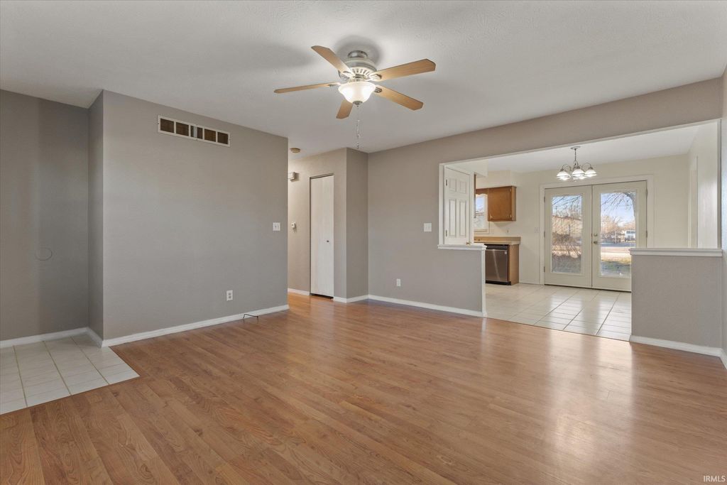 Photo of 1817 Margaret Avenue, Mishawaka, IN 46545 (MLS # 202601433)