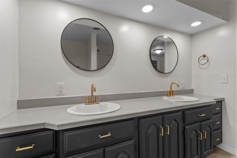 Tiny photo for 3401 TALLY HO Drive, Kokomo, IN 46902 (MLS # 202547370)