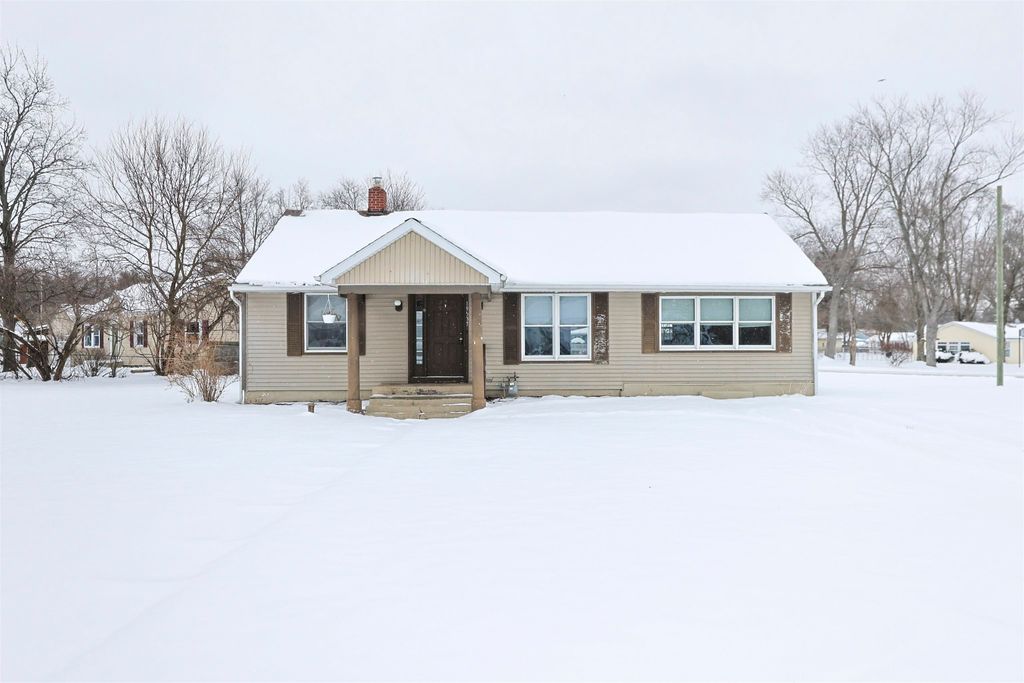 Photo of 19537 Sunset Lane, South Bend, IN 46637 (MLS # 202602089)