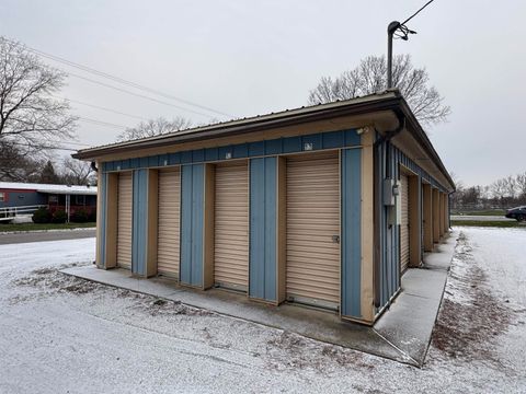 Tiny photo for 259 Armstrong Avenue, Peru, IN 46970 (MLS # 202608839)