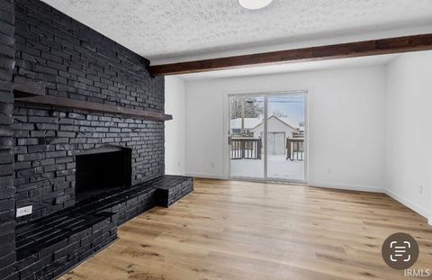 Tiny photo for 2303 Sioux Place, Lafayette, IN 47909 (MLS # 202548052)