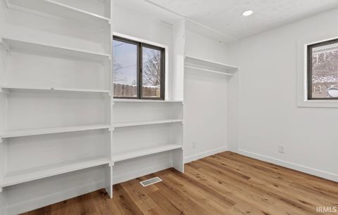 Tiny photo for 2303 Sioux Place, Lafayette, IN 47909 (MLS # 202548052)