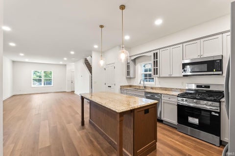 Tiny photo for 1222 Swinney Avenue, Fort Wayne, IN 46802 (MLS # 202637162)