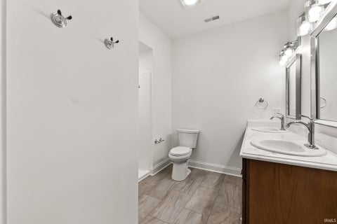 Tiny photo for 1222 Swinney Avenue, Fort Wayne, IN 46802 (MLS # 202637162)