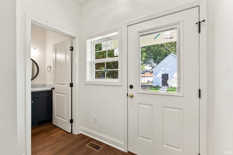 Tiny photo for 1222 Swinney Avenue, Fort Wayne, IN 46802 (MLS # 202637162)