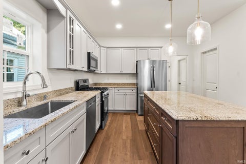Tiny photo for 1222 Swinney Avenue, Fort Wayne, IN 46802 (MLS # 202637162)