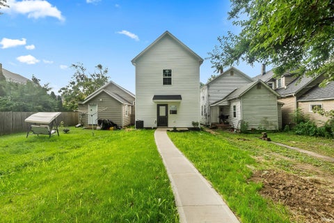 Tiny photo for 1222 Swinney Avenue, Fort Wayne, IN 46802 (MLS # 202637162)