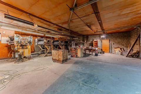Tiny photo for 615-625 E Madison Street, Fairmount, IN 46928 (MLS # 202546849)